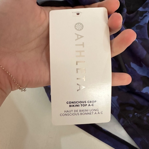 ATHLETA Conscious Crop Bikini Top A-C size L SOLD OUT! - Picture 3 of 5